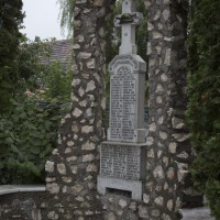 Lerești - Monumentul Eroilor